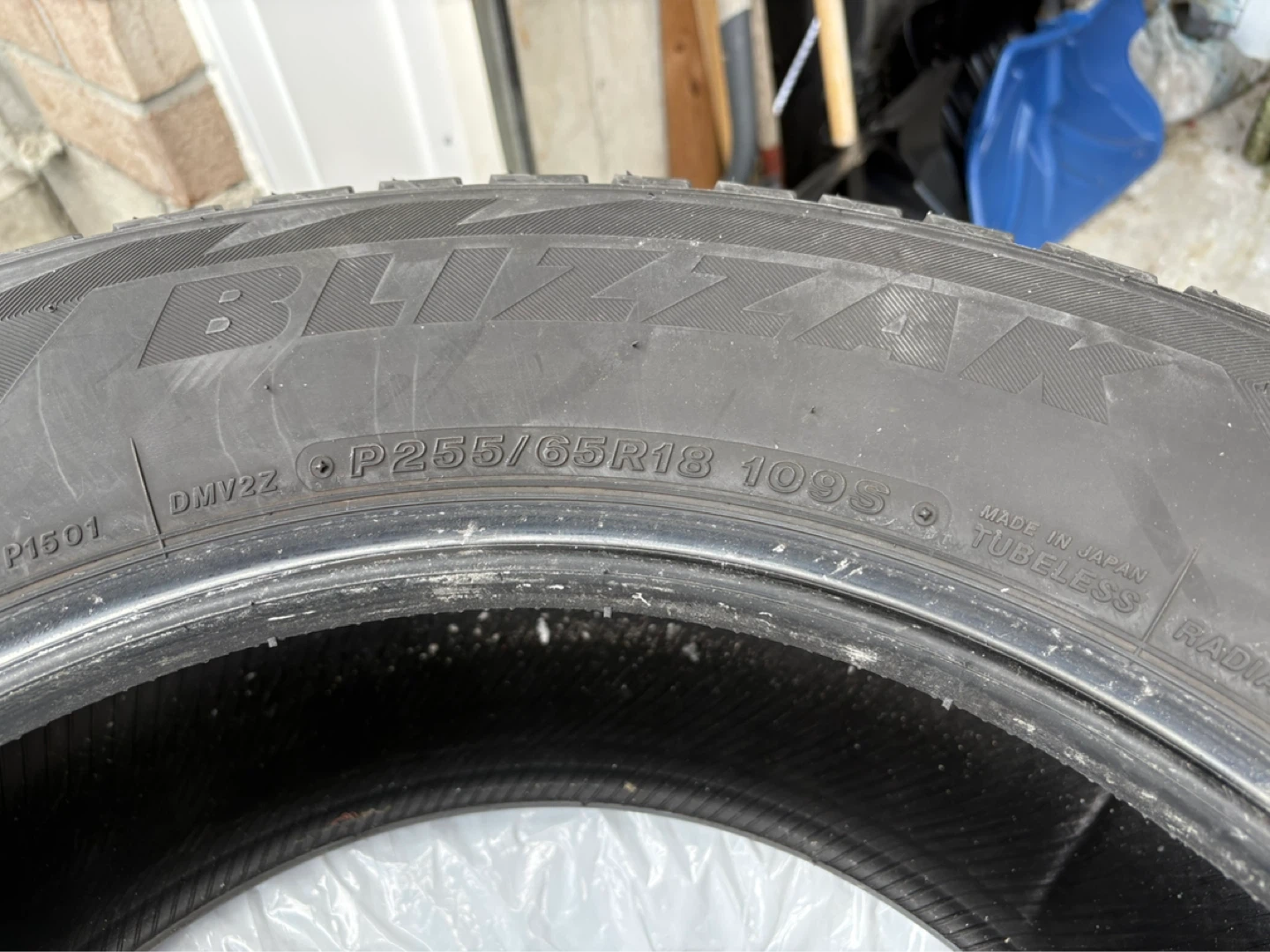 Bridgestone Blizzak P255/65R18 Snow Tire - photo 2