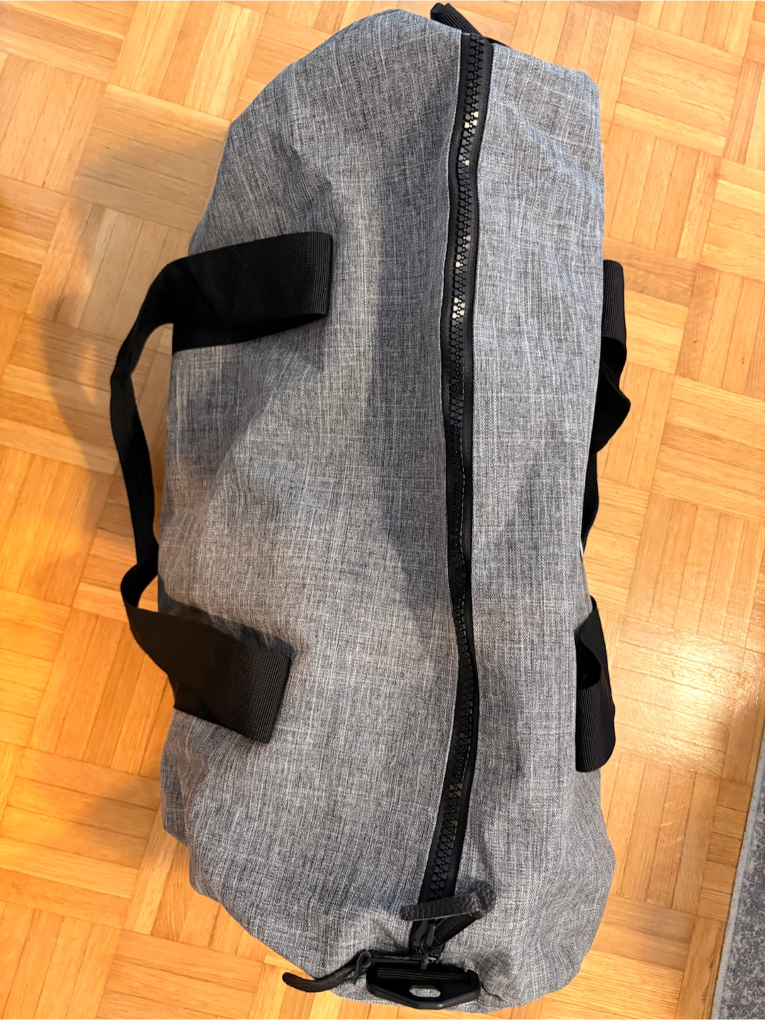 Herschel Grey Duffle Bag - photo 4