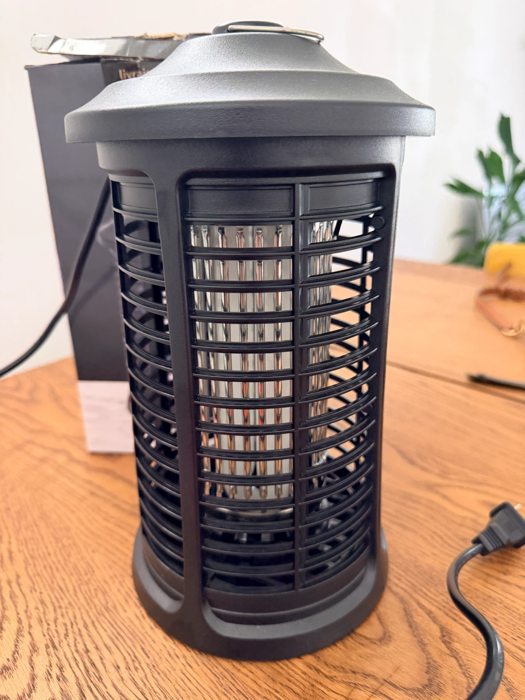 Bug Zapper - photo 2