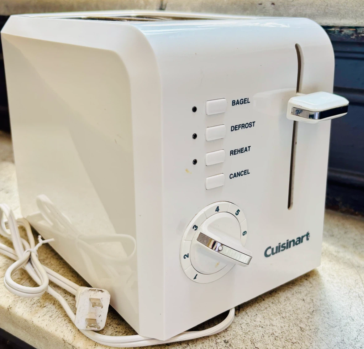 Cuisinart 2-Slice White Toaster