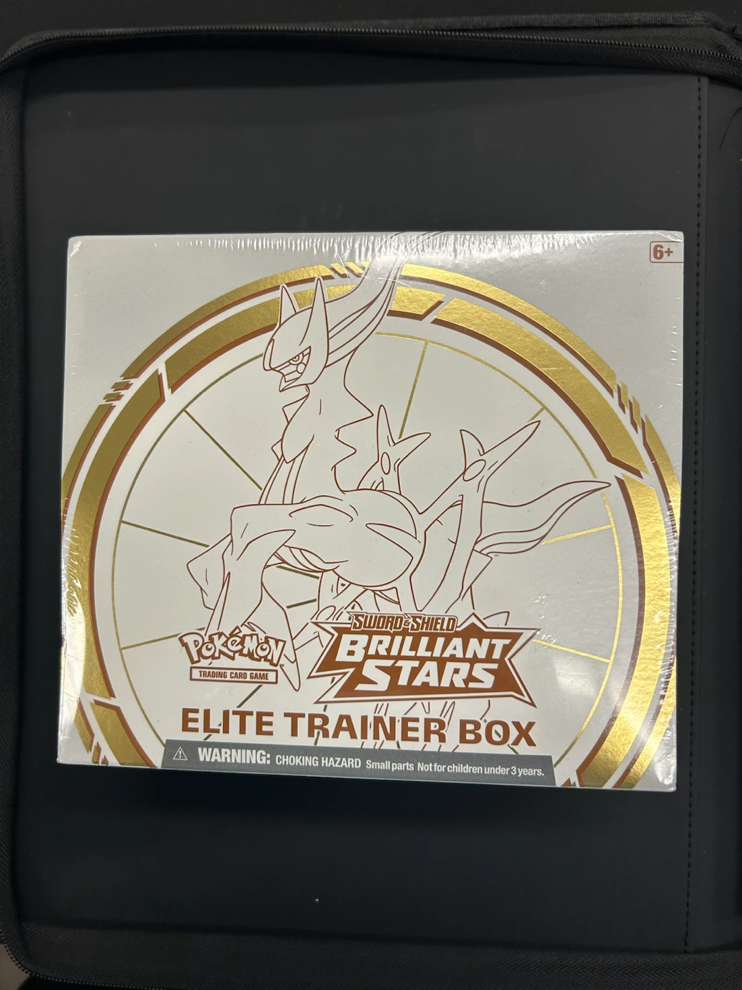 Pokemon Sword & Shield Brilliant Stars Elite Trainer Box