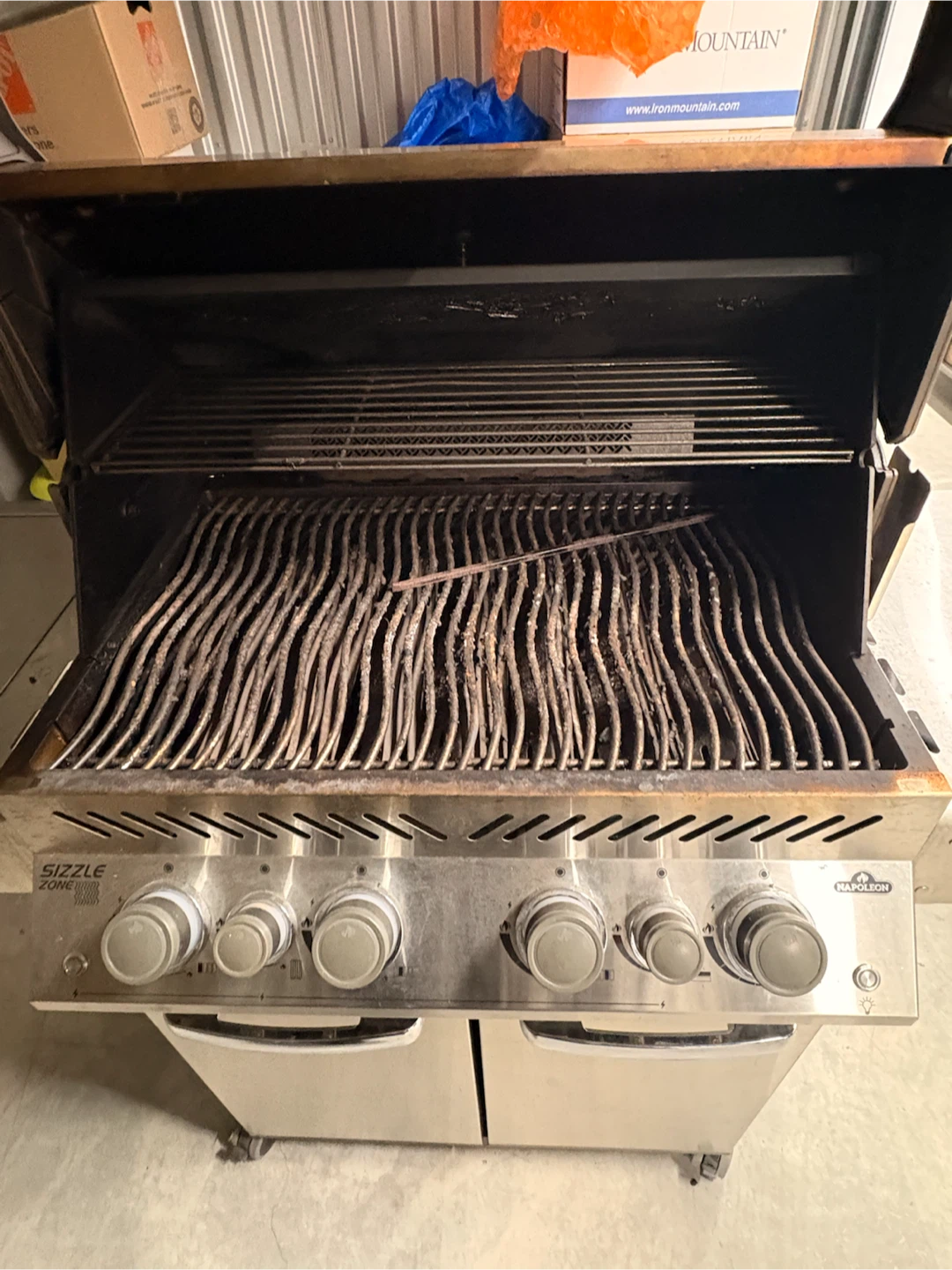 Napoleon Prestige 500 Propane Grill - photo 2