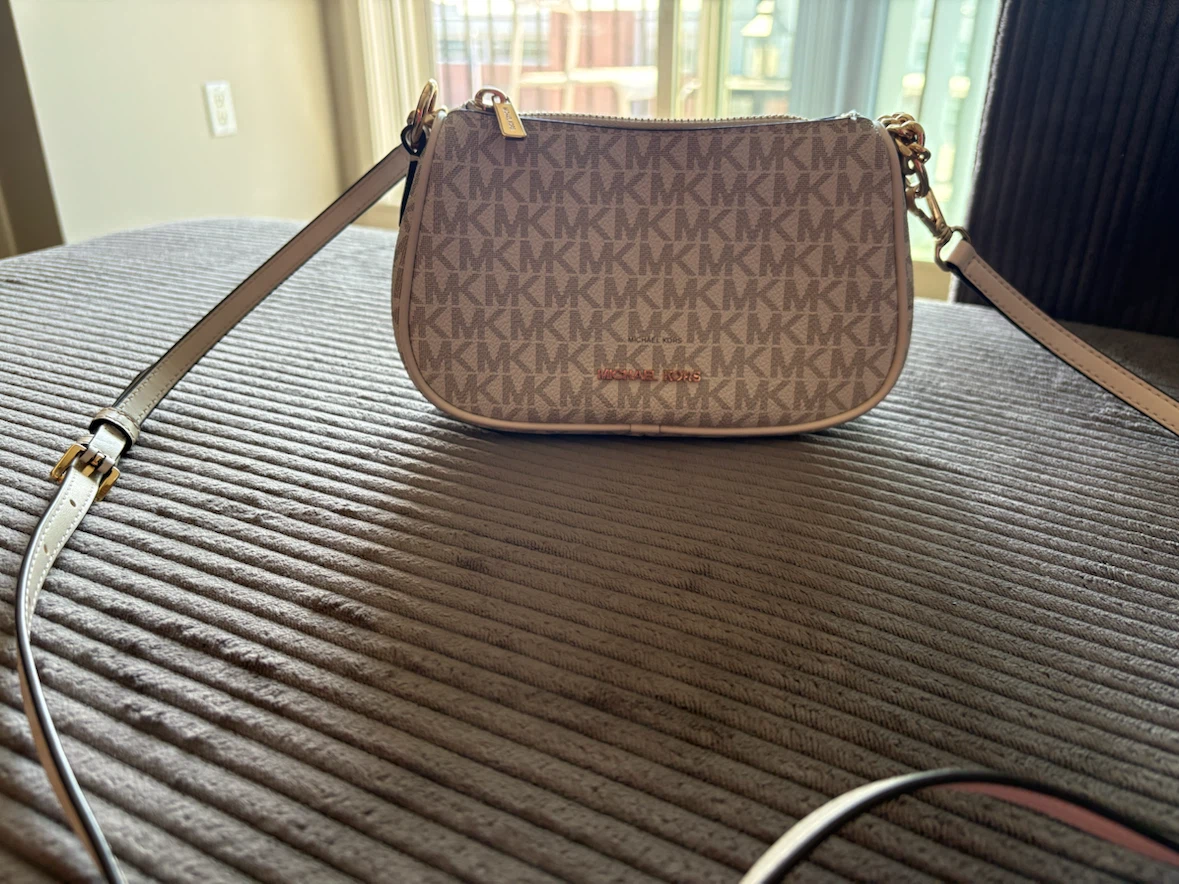 Michael Kors Crossbody Bag – Vanilla/Beige – Excellent Condition