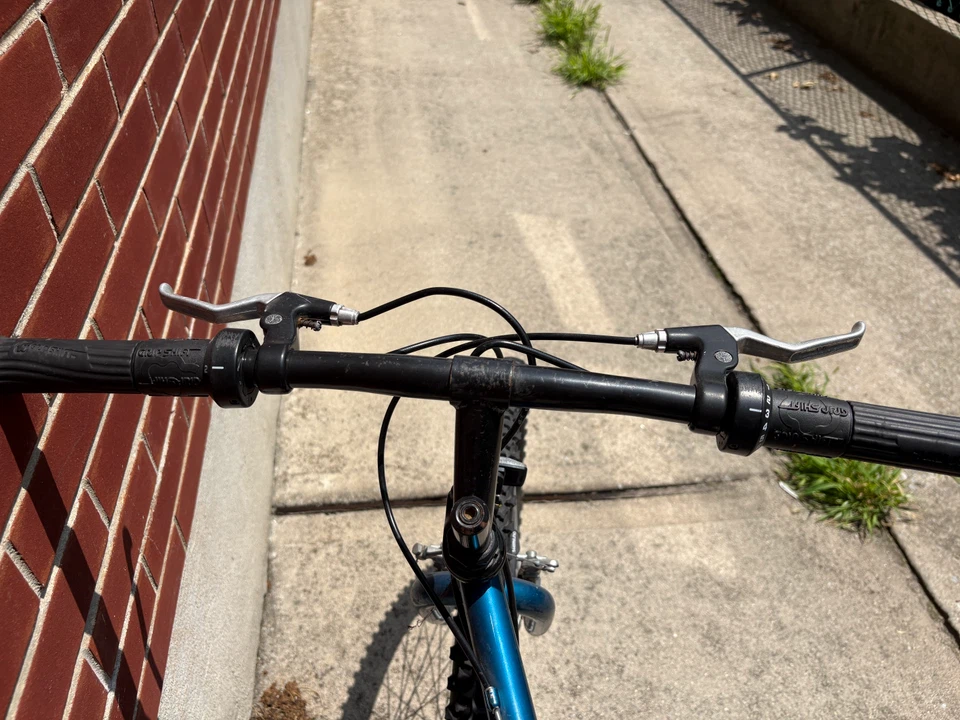 Trek 800 Mountain Track Mountain Bike - photo 3