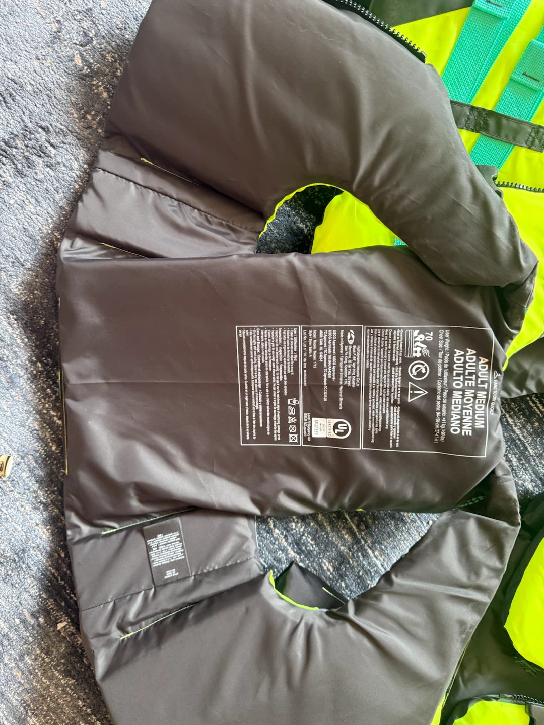 6 Sea-Doo Adult Life Jackets - photo 3