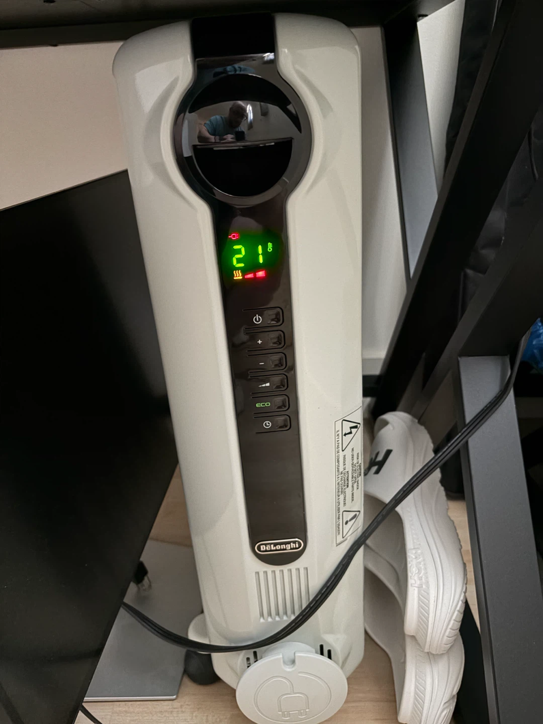 DeLonghi Oil Heater - photo 2