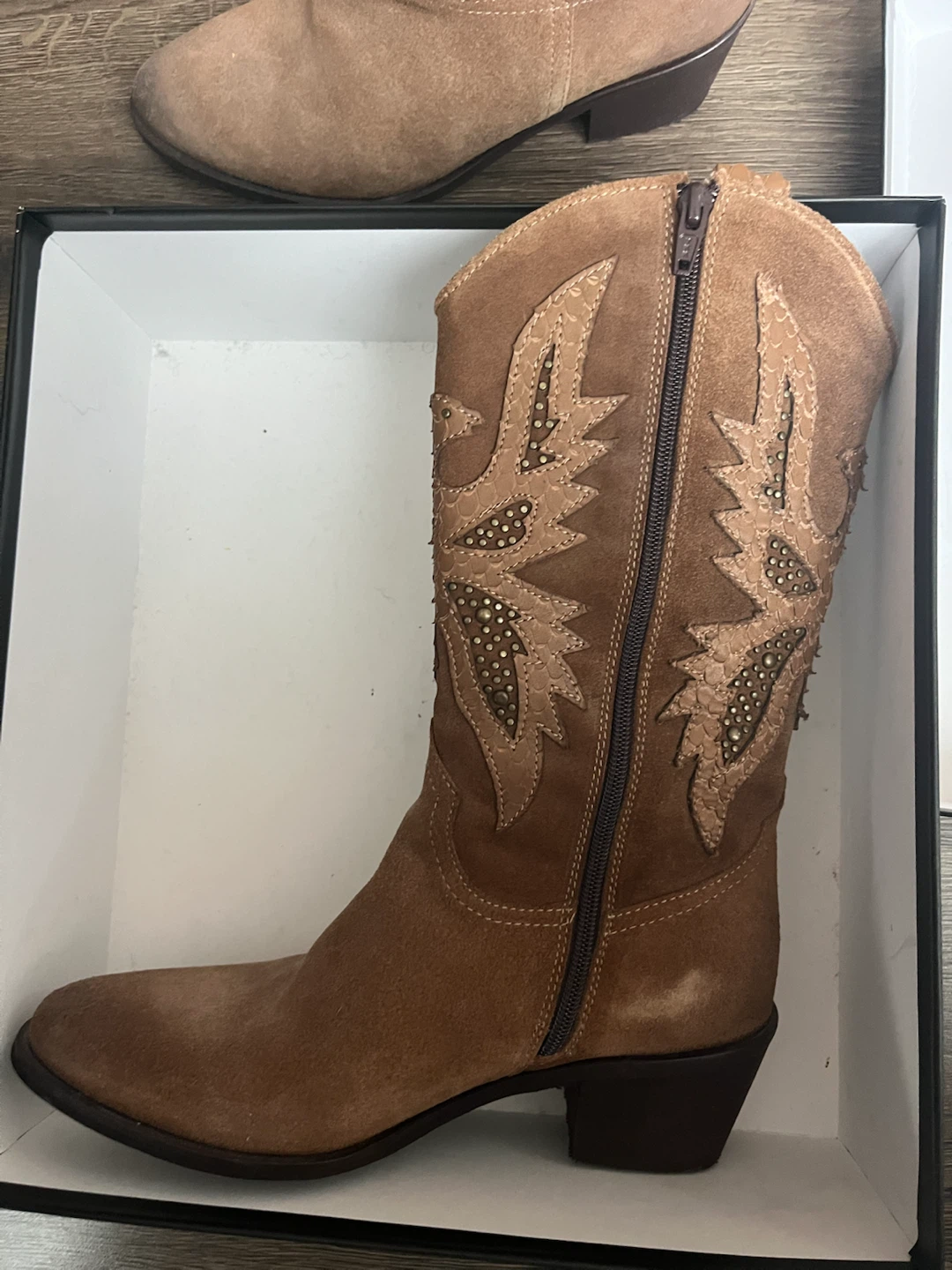 Brown Leather Suede Cowboy Boots with Studs - photo 2
