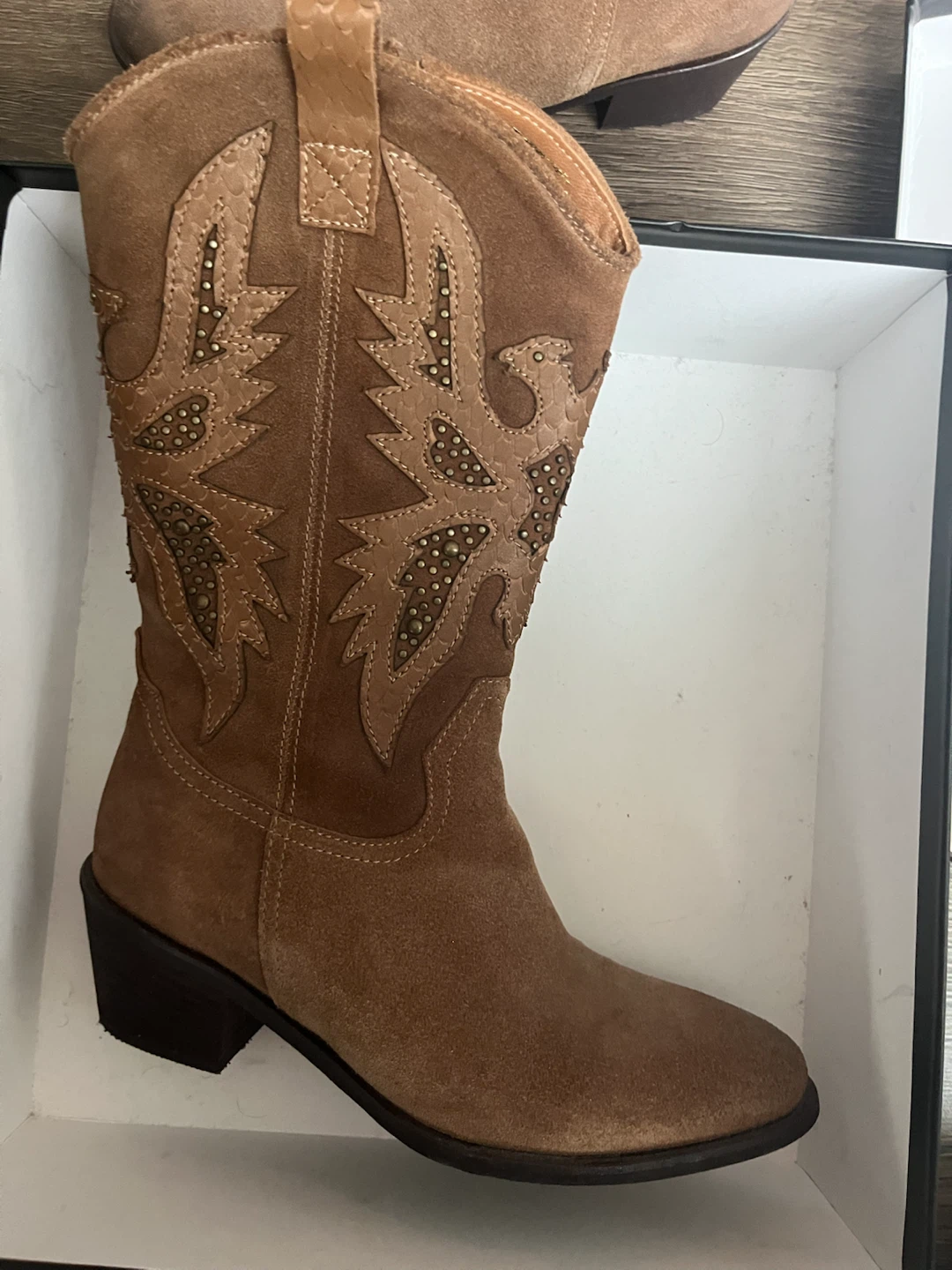 Brown Leather Suede Cowboy Boots with Studs - photo 3