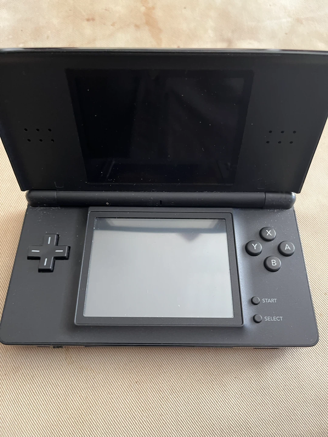 Nintendo DS Lite Black - Includes 4 Games MAKE ME AN OFFER