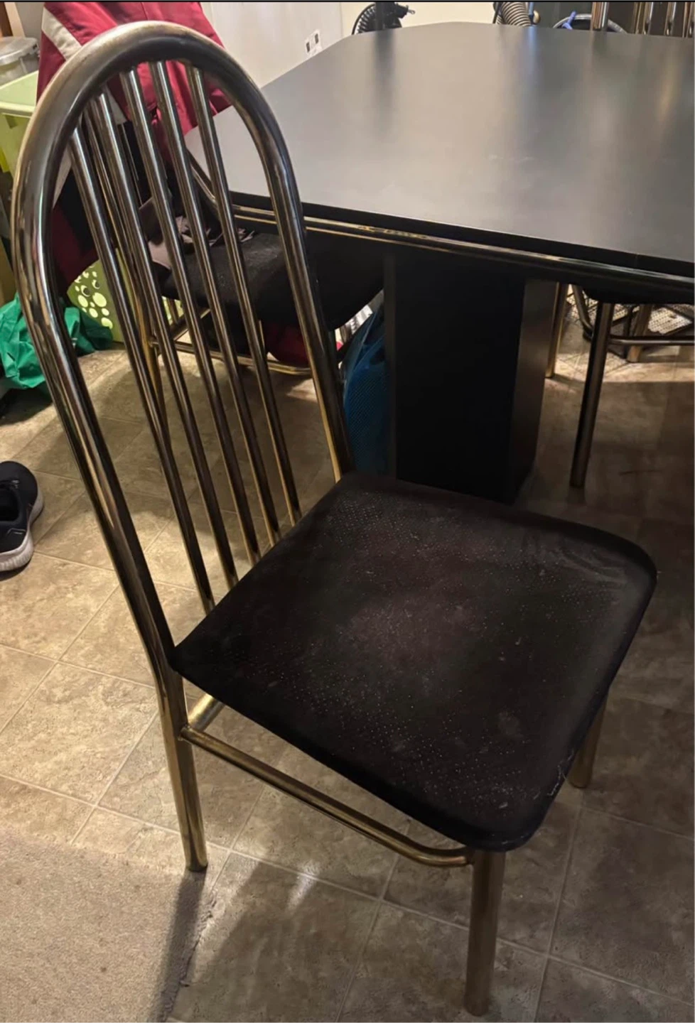Wood table with gold rim - photo 3