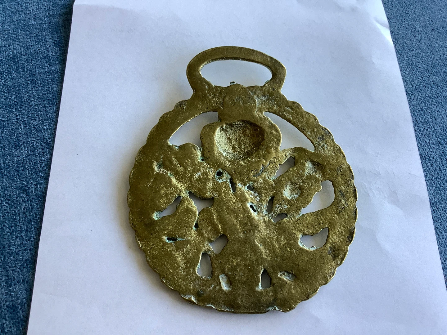 #5 Vintage Brass Horse Medallion 🐞 - photo 4