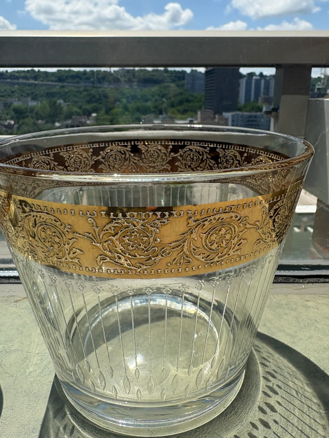 Set of 4 Vintage Gold Rimmed Glasses with Ice Bucket - photo 2