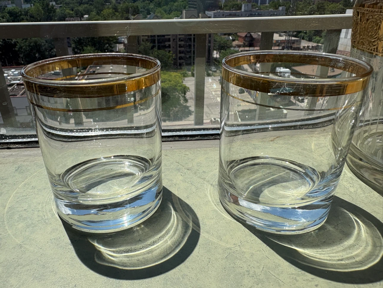 Set of 4 Vintage Gold Rimmed Glasses with Ice Bucket - photo 3