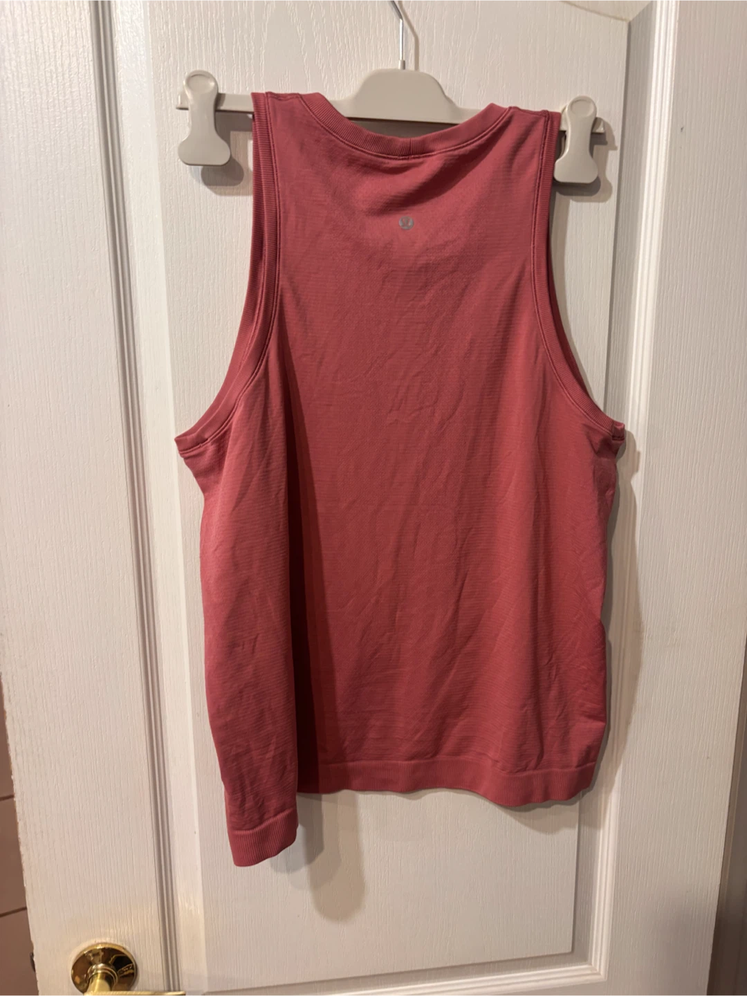 Lululemon Tank Top - Salmon Pink - photo 2