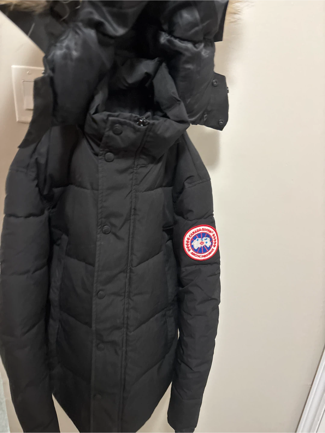Canada Goose Black Down Parka Jacket - photo 2