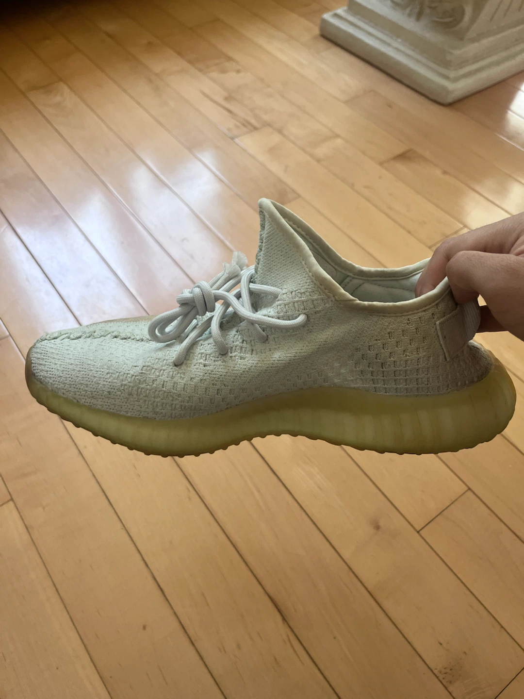 Adidas Yeezy Boost 350 V2 size 9 M - photo 2