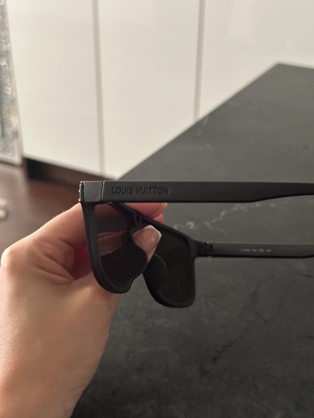 Louis Vuitton Sunglasses - photo 3