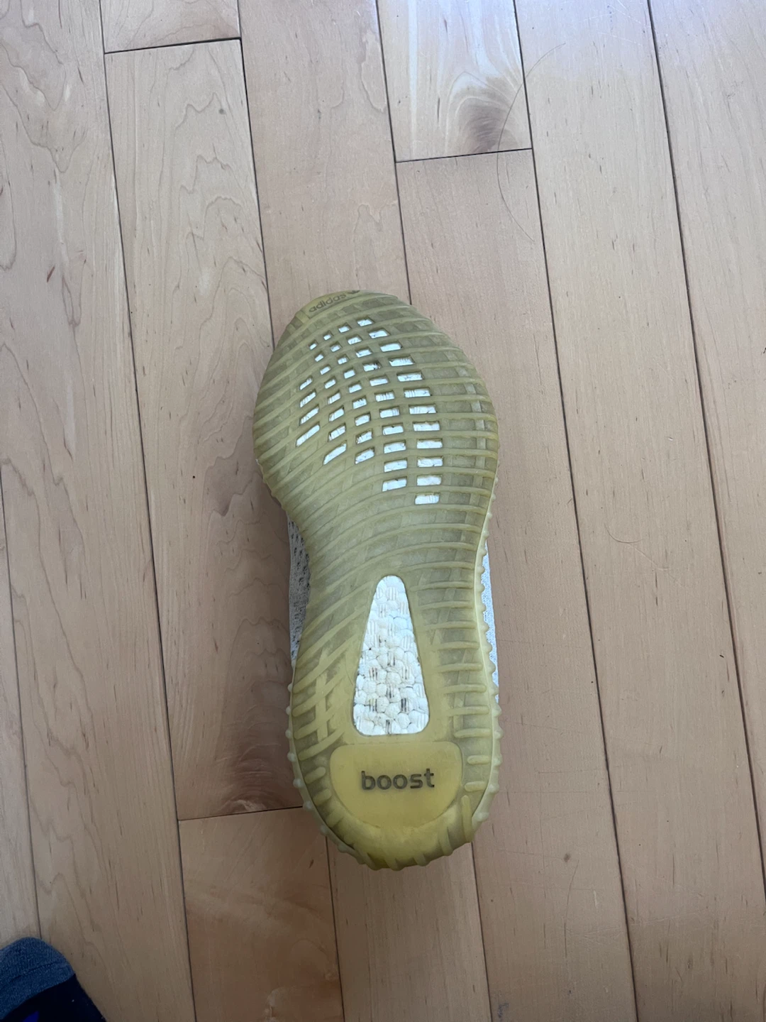 Adidas Yeezy Boost 350 V2 size 9 M - photo 3