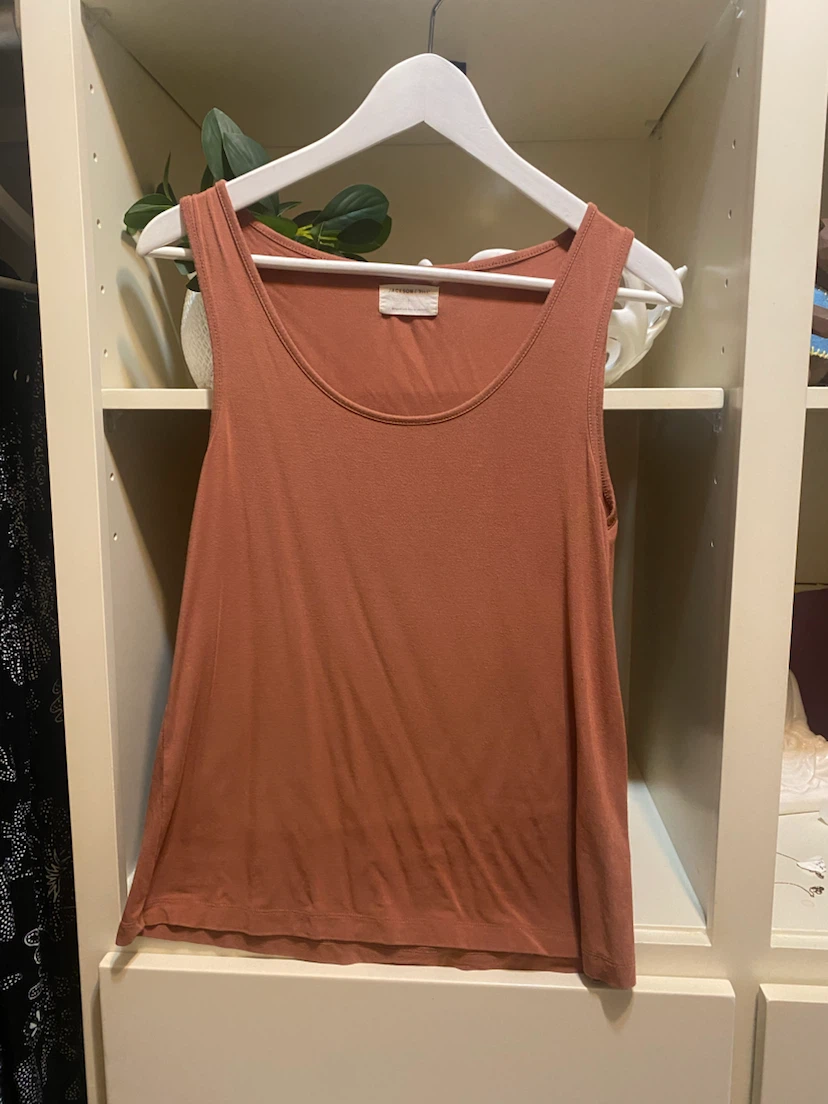 Jackson Rowe Tank Top - Small to med - photo 2