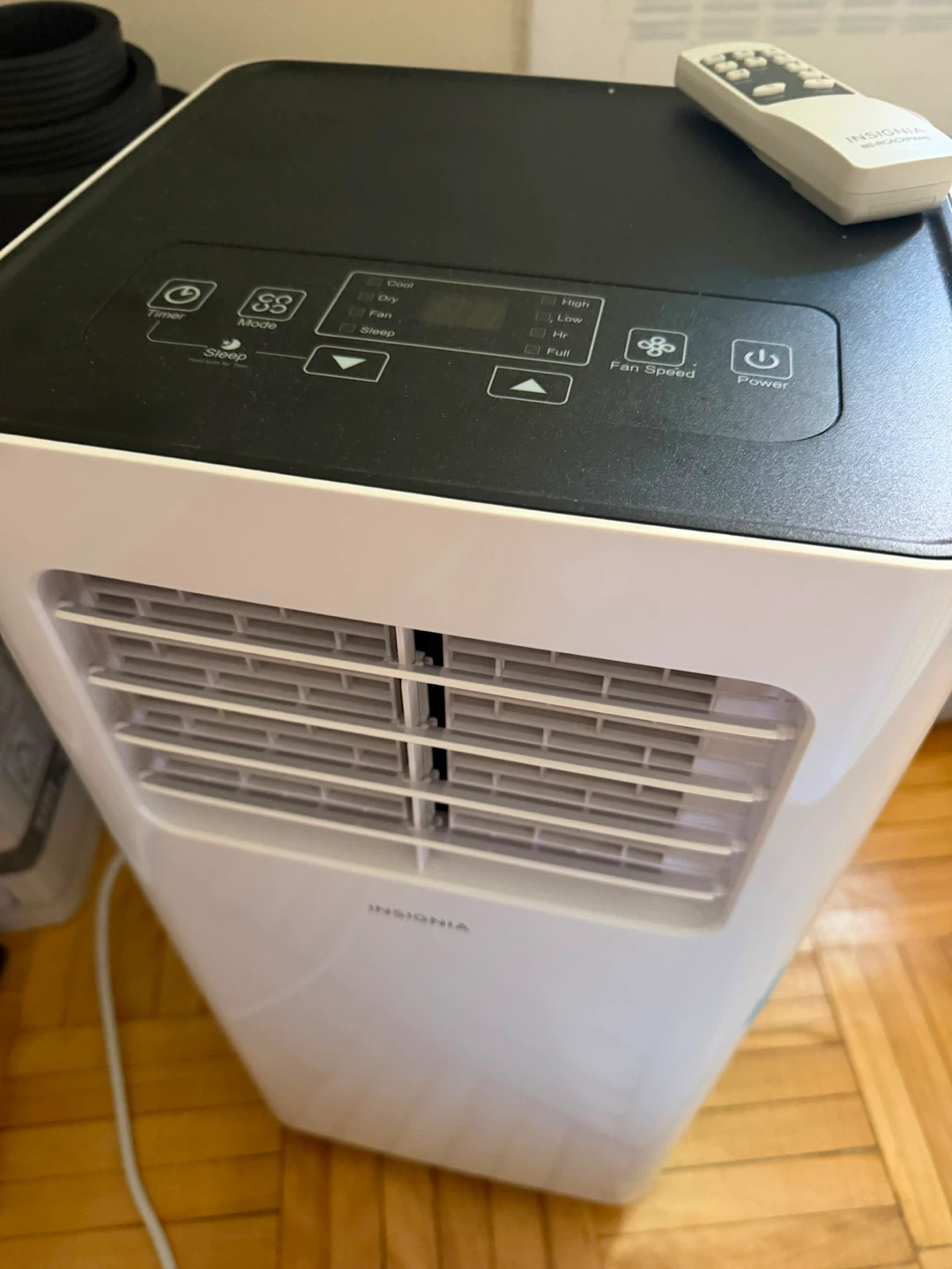 Insignia Portable Air Conditioner - photo 2