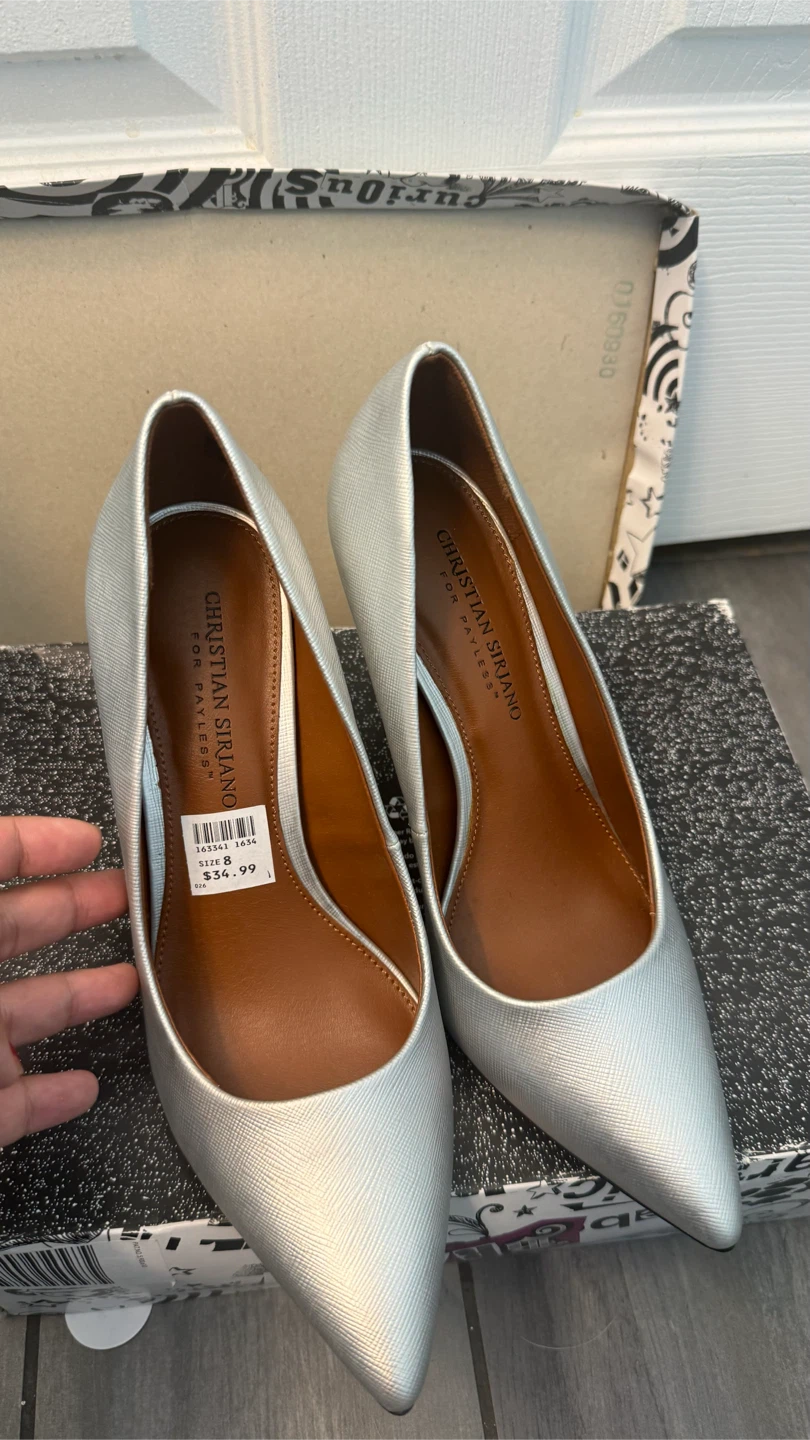 New Christian Siriano Silver Pointed Toe Heels - Size 8 - photo 3