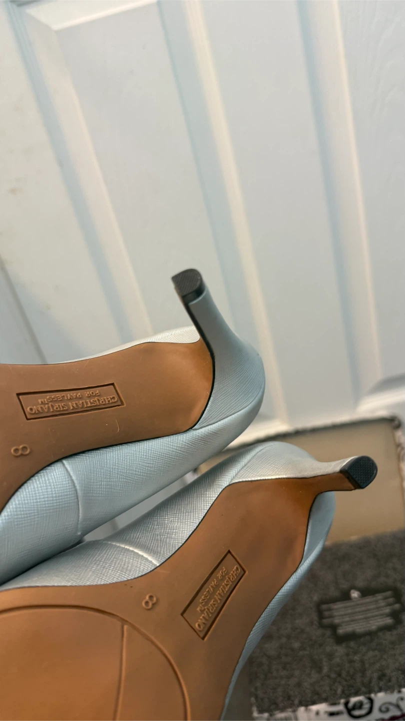 New Christian Siriano Silver Pointed Toe Heels - Size 8 - photo 4