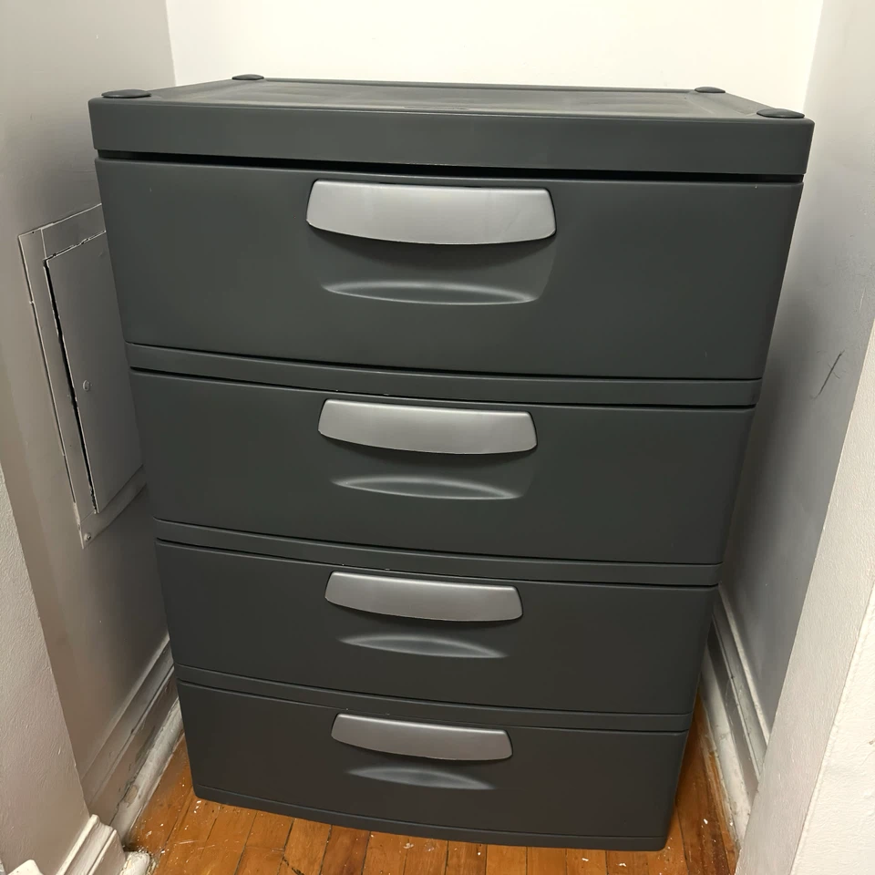 Sterilite 4-Drawer unit for sale