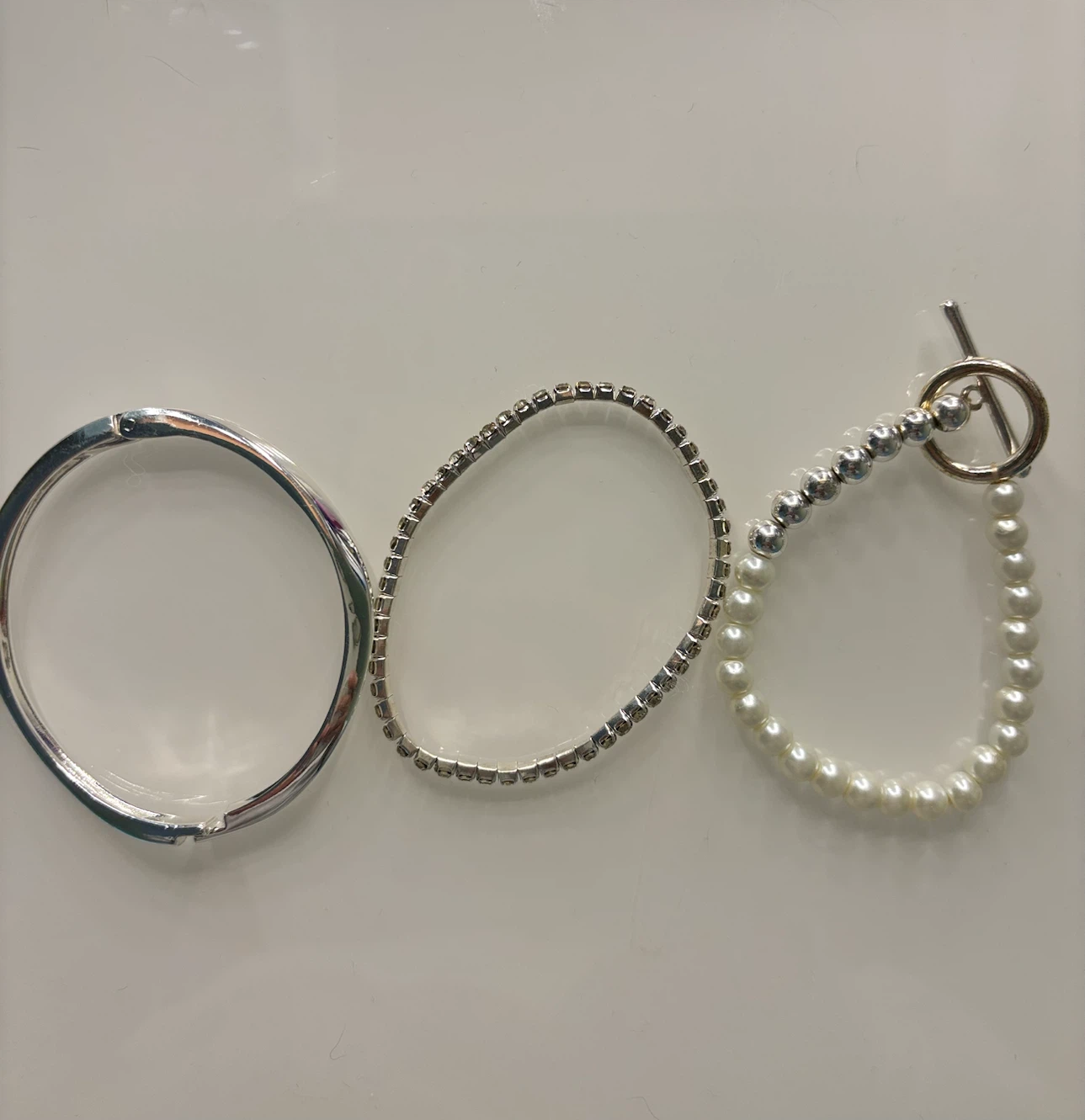 Women’s bracelets