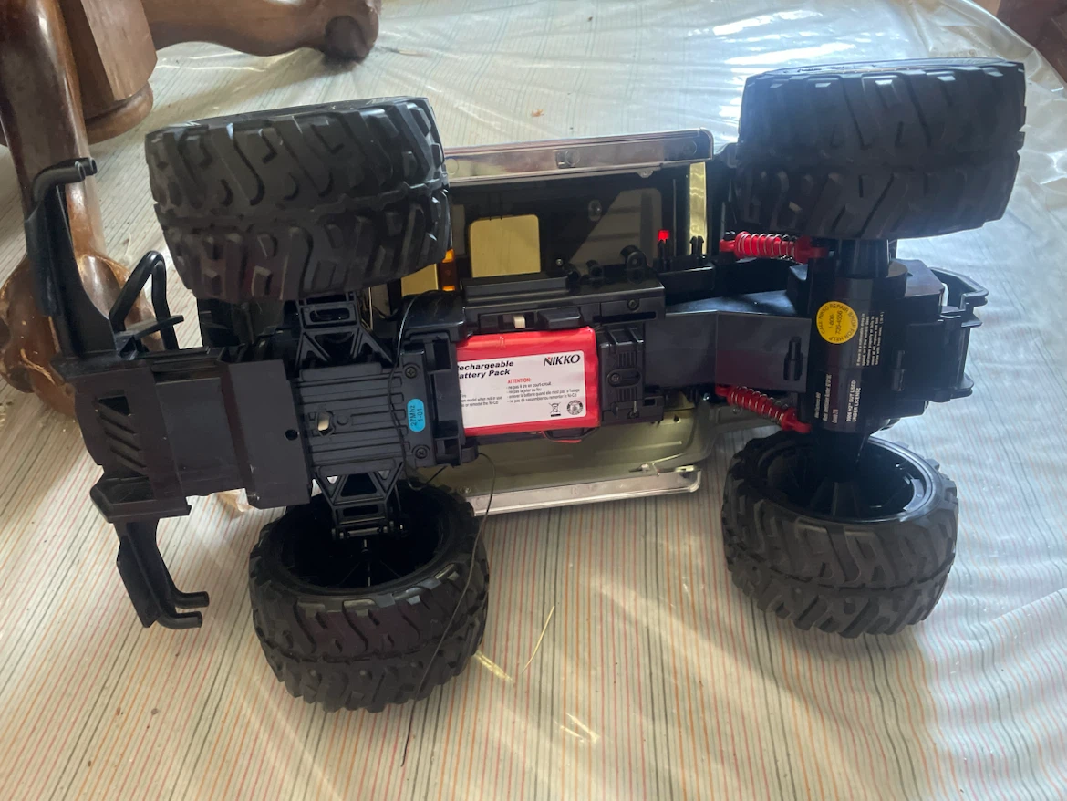 RC Hummer SUV Monster Truck - photo 2