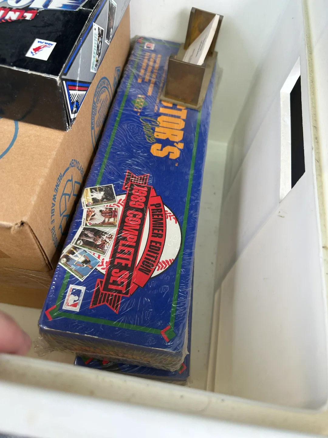 1989 Upper Deck sealed factory set(s)