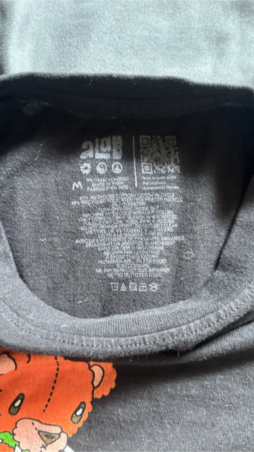 Black graphic t-shirt - photo 2