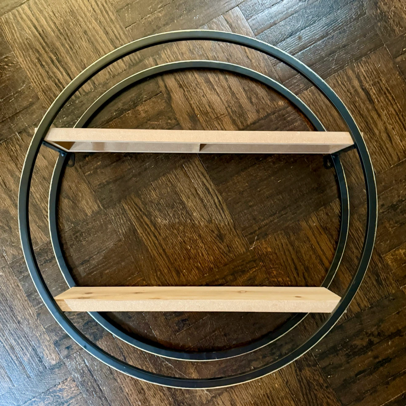 Round Shelf - Metal and Wood