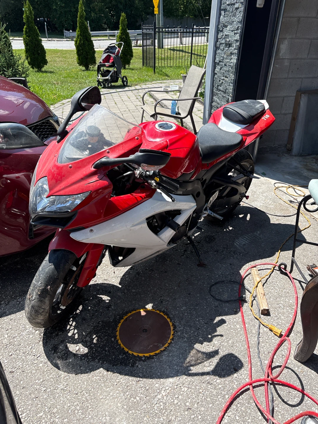 Suzuki GSXR 750 Motorcycle