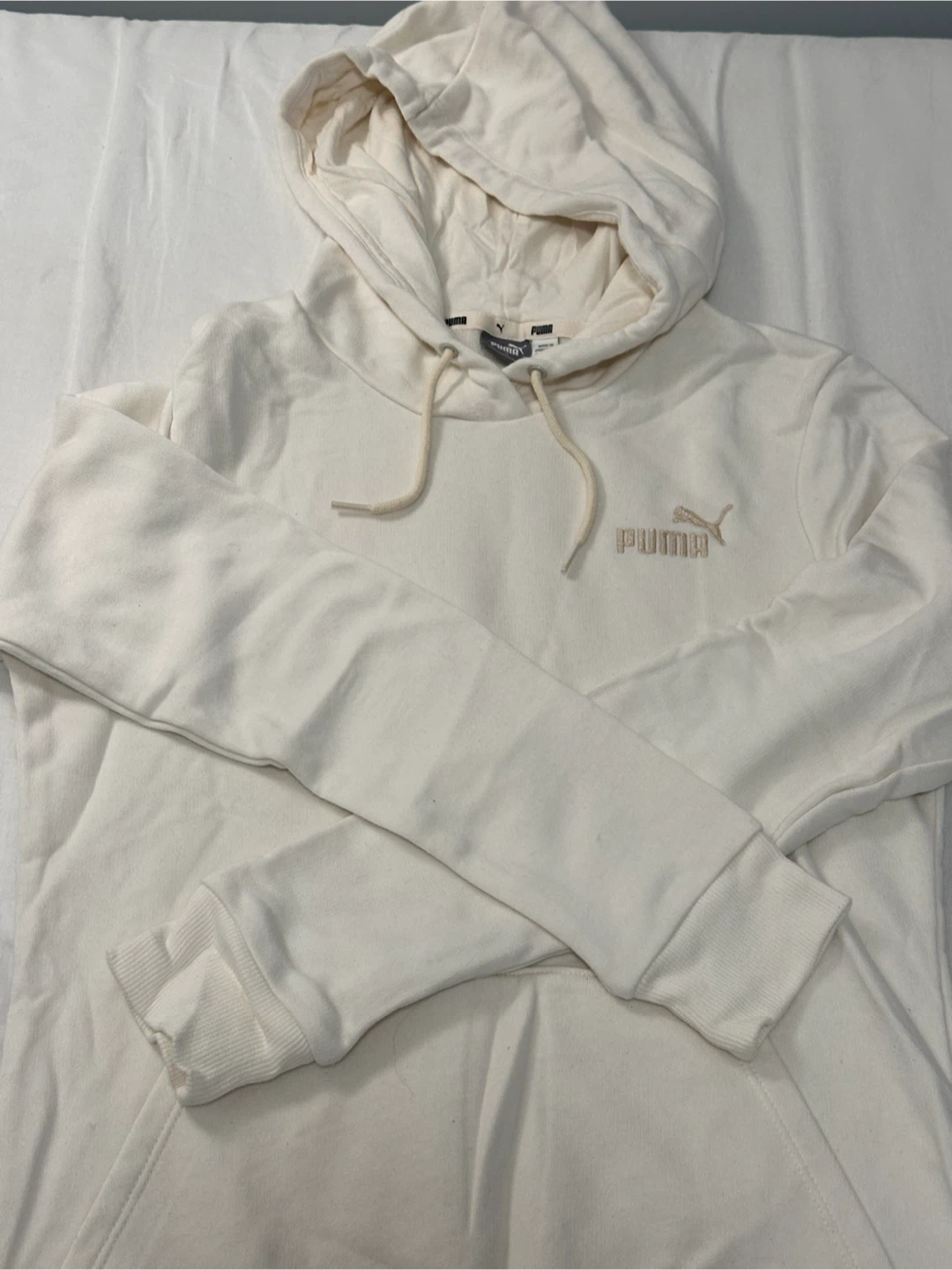🌟FREE 🌟 Puma Cream Hoodie