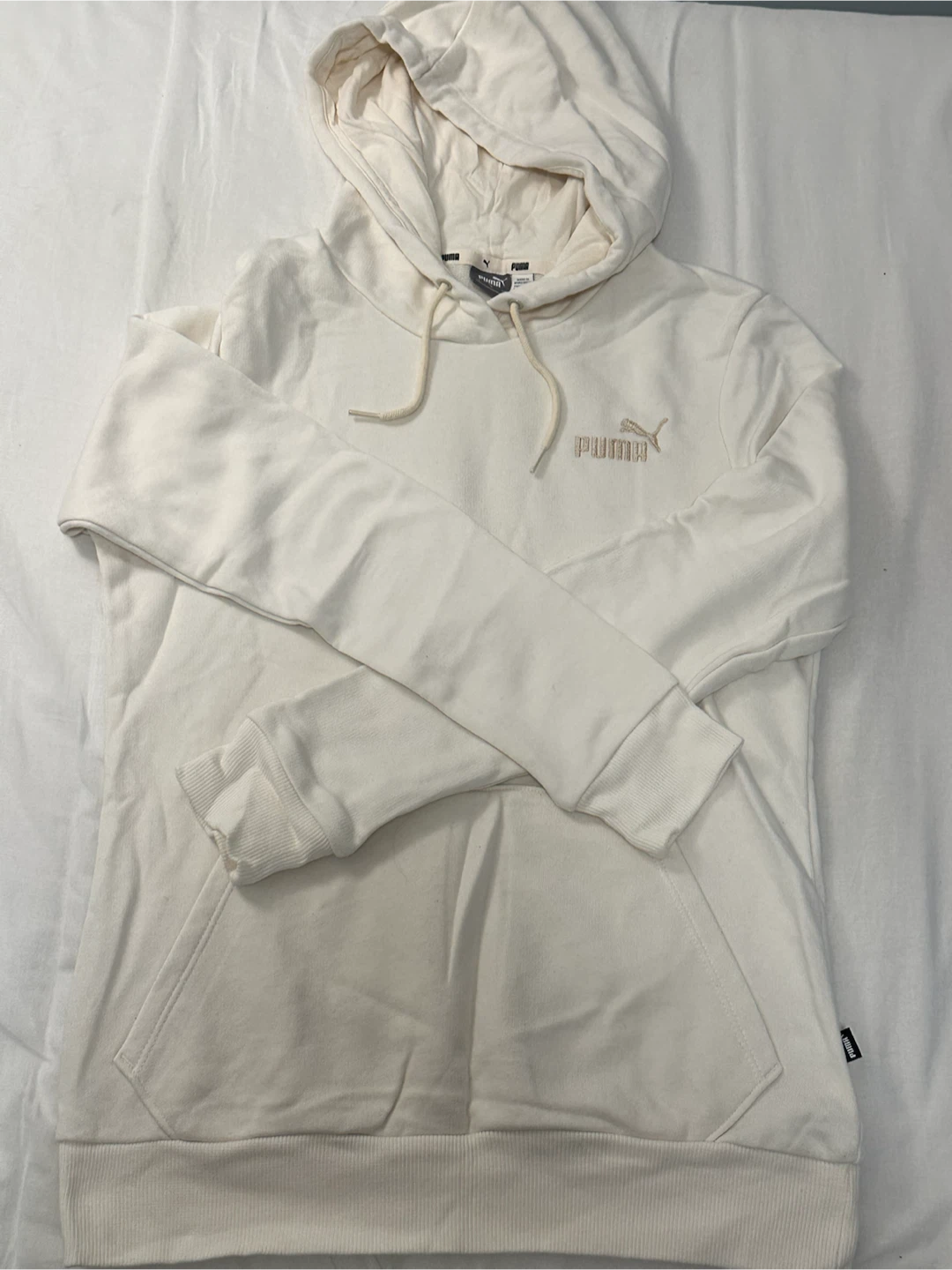 🌟FREE 🌟 Puma Cream Hoodie - photo 3
