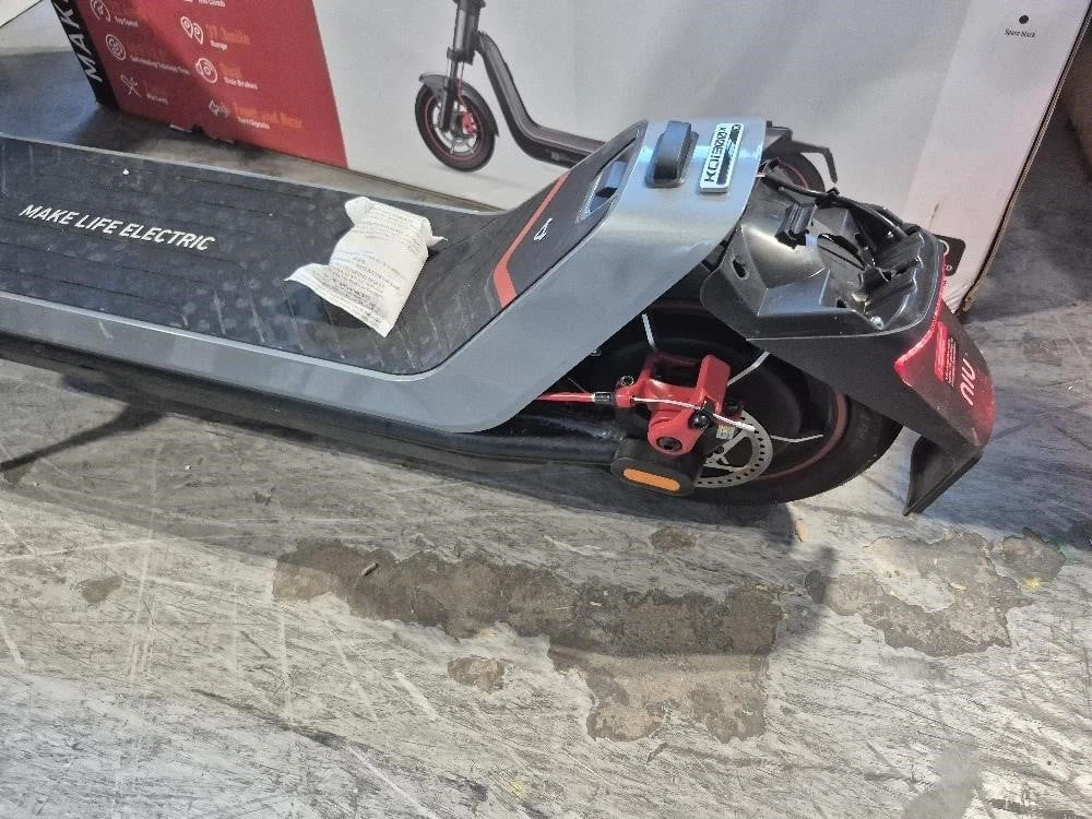 NIU KQi 300P/300X Electric Scooter, 900-1000W - photo 3