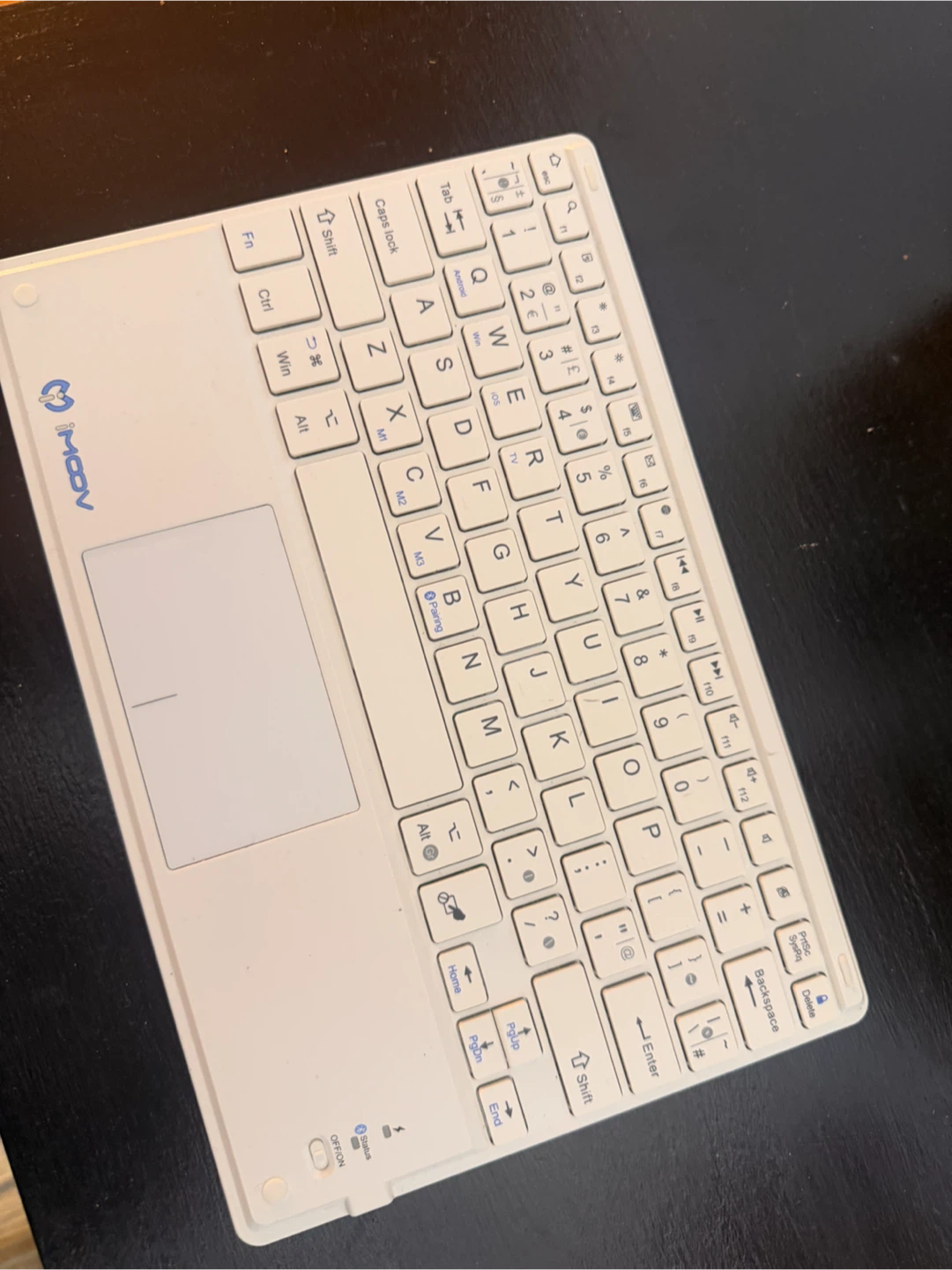iMOOV White Wireless Keyboard with Touchpad - photo 2