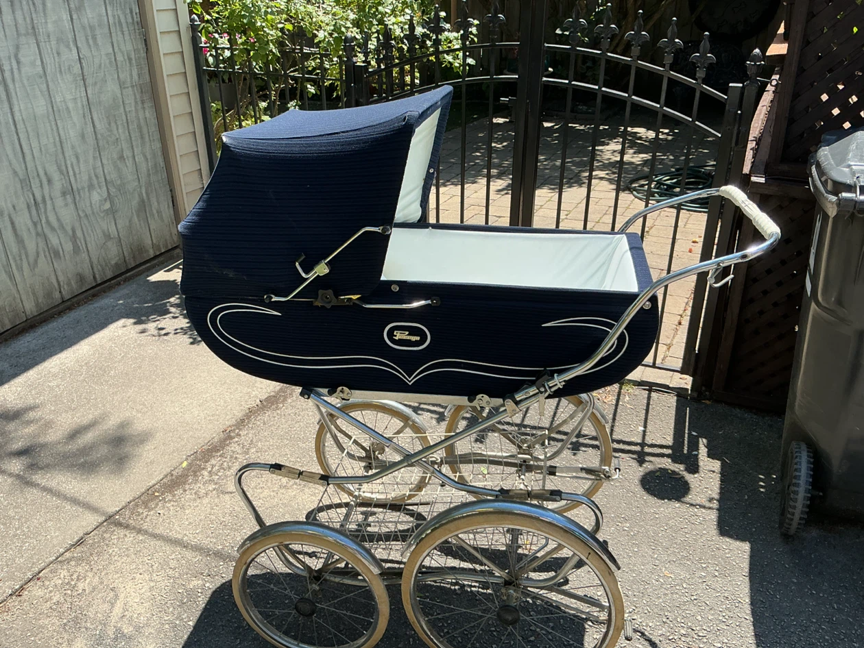 MUST SELL! - Vintage PEREGO Baby Carriage Stroller ! - photo 4