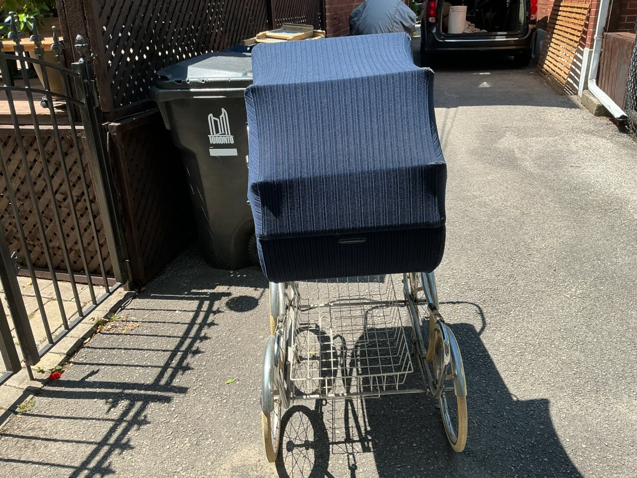 MUST SELL! - Vintage PEREGO Baby Carriage Stroller ! - photo 5