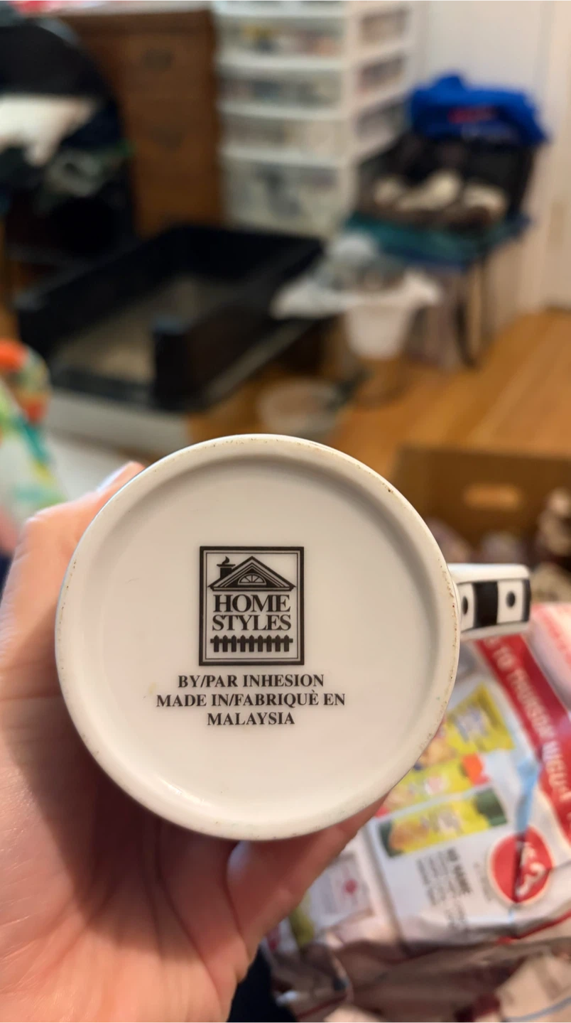 Home Styles Cat & Rose Mug - photo 3
