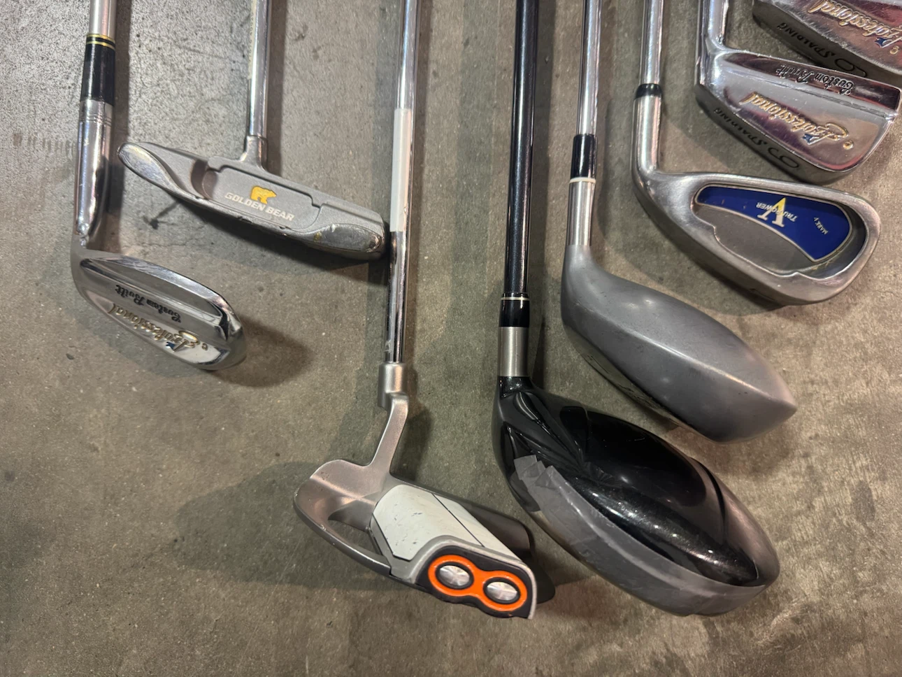 TaylorMade Golf Bag with Clubs and Accessories - photo 5