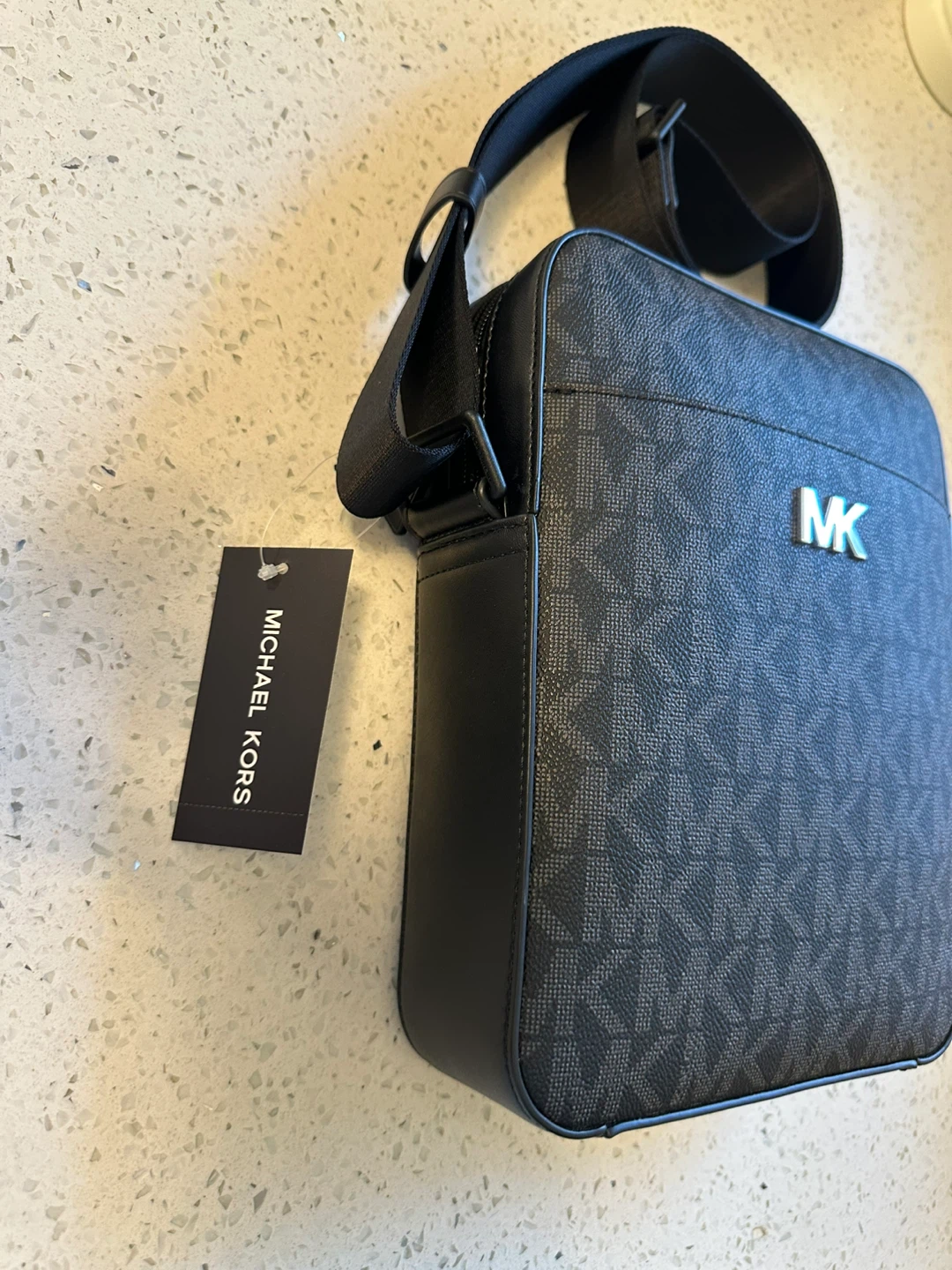 NWT Michael Kors Men’s Crossbody Messenger Bag - photo 4