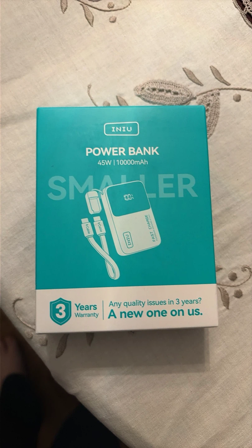 New! Black INIU Power Bank 45W 10000mAh (New!) - photo 4