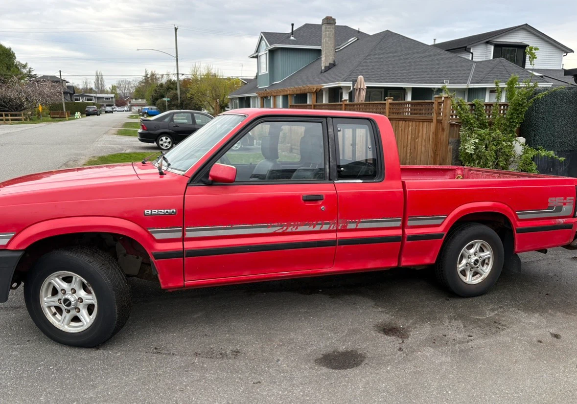 Mazda B2200 Pickup Truck