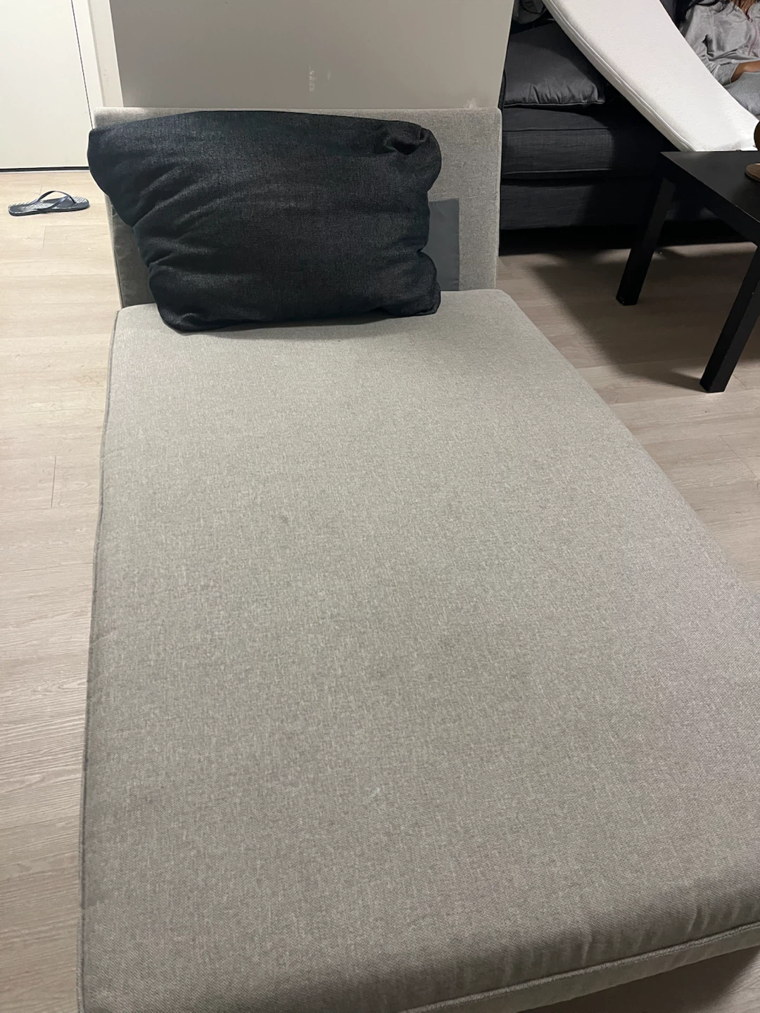 IKEA Grey Chaise Lounge - photo 3