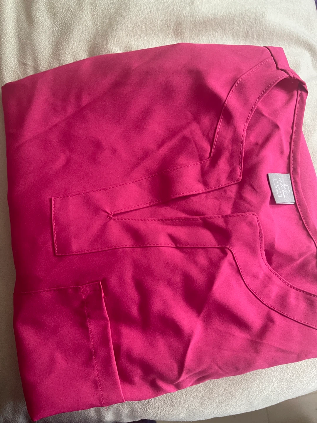 Dickies Scrubs Top & Pants Set - Pink - Size XS - photo 3