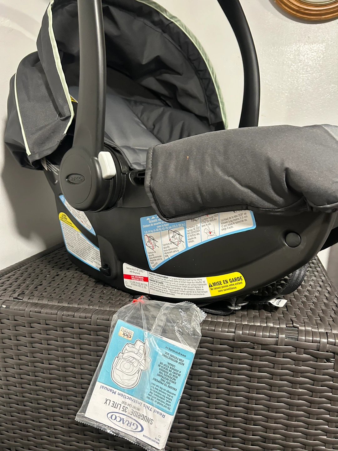 Graco SnugRide 35 Lite LX Infant Car Seat - photo 3