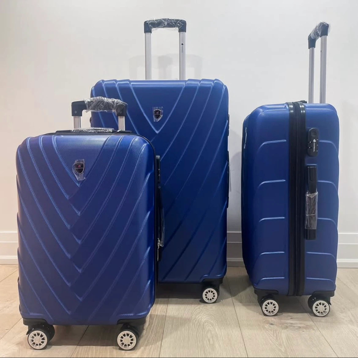 Brand New 3 in 1 Travel Luggage Suitcase Set (20"/24"/28")