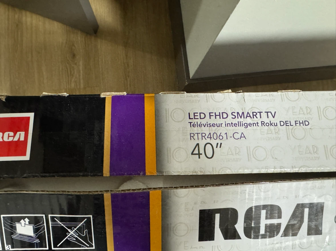RCA 40" Roku LED FHD Smart TV - photo 2