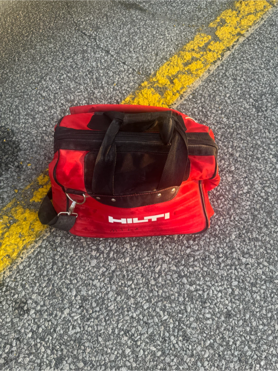 Hilti Cordless Power Tool Set - photo 2